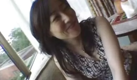 Josie Jagger在她的拉丁抓举中渴望迪克