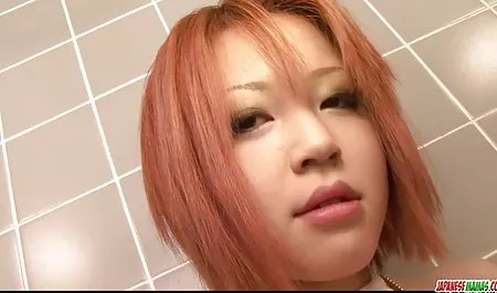 最热的女孩的汇编视频让小便流动