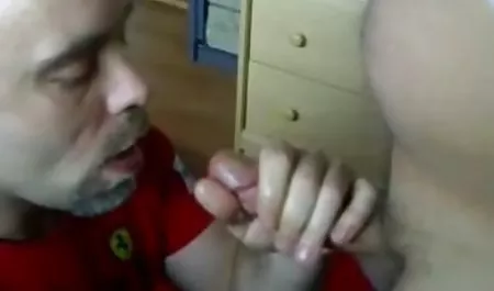 拉丁女朋友自制性爱录像带